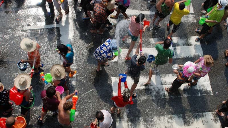 Thonglor at Songkran