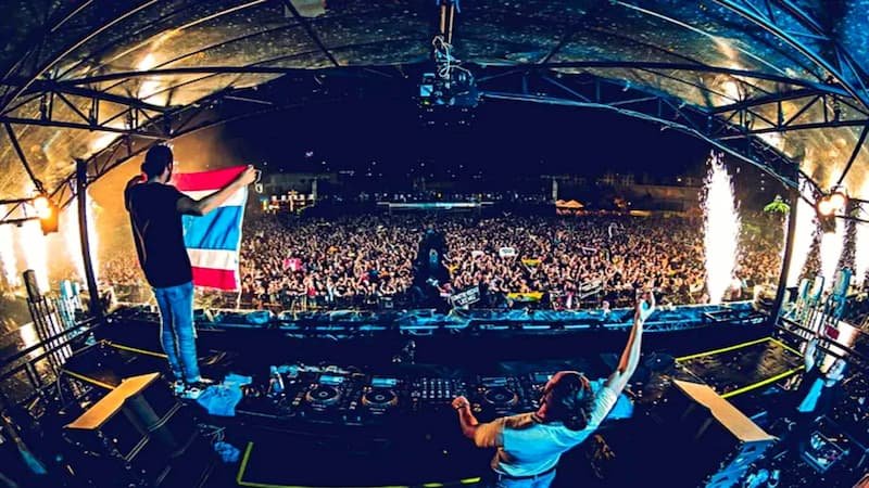 Siam Songkran Music Festival