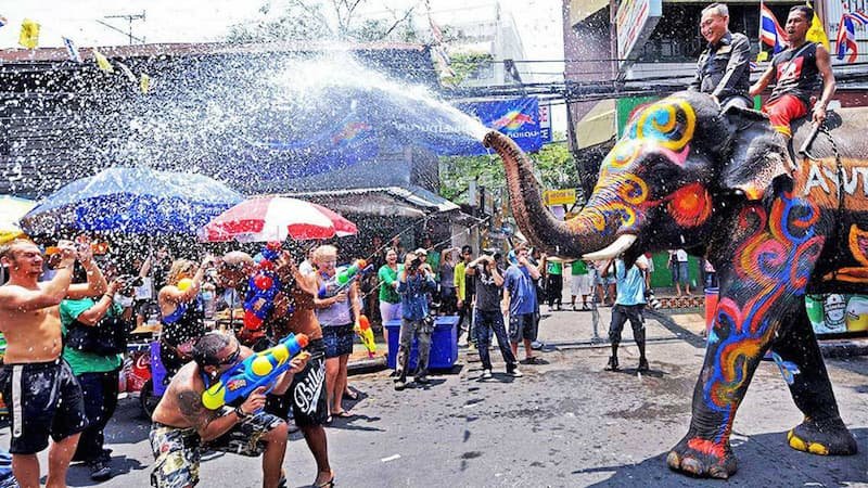 Songkran at Chatuchak Park