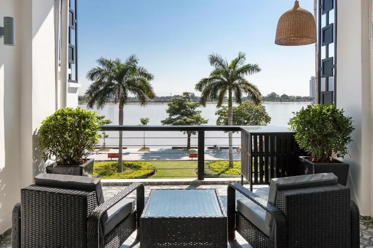 Modern budget boutique hotel with minimalist rooms